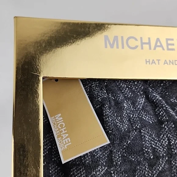 MICHAEL Michael Kors Women's Hat  & Scarf Gift Box Set MK Monogram Silver OS - Picture 5 of 11